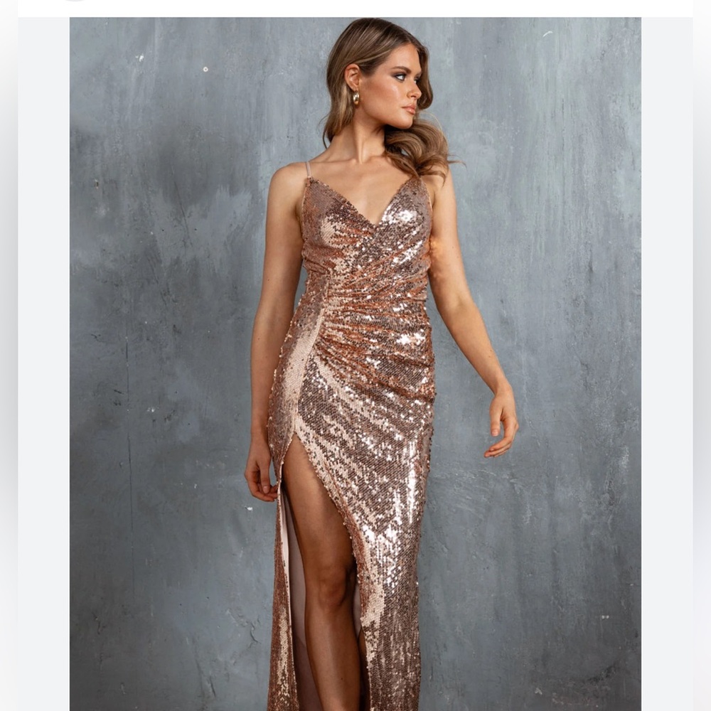 Fashion Nova Homecoming/Prom Dress Sequin Rosegold